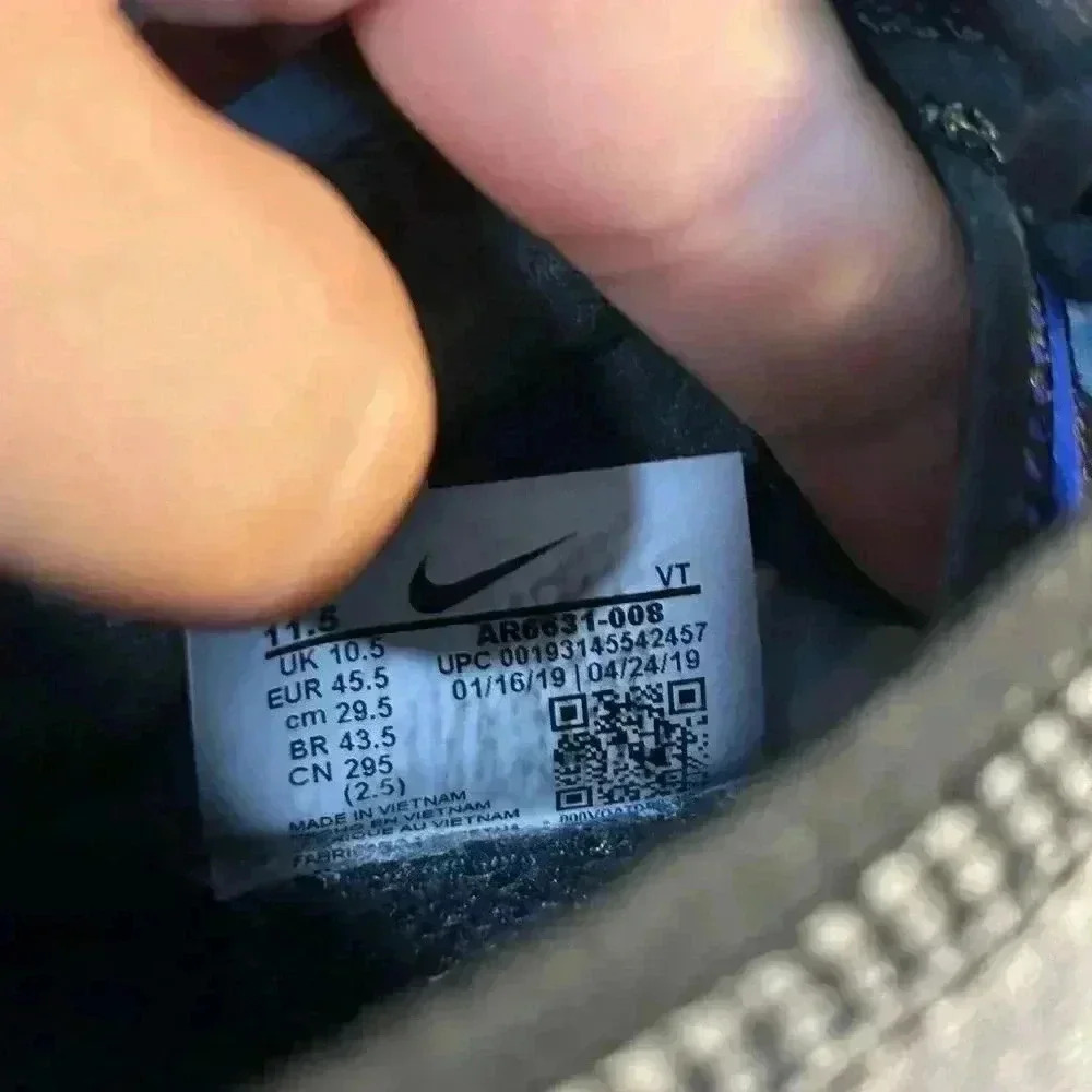 Nike Air Vapormax 2019 Black Hyper Blue AR6631-008 Men Size 11.5 - Picture 3 of 7